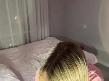 Leonormcelyea  live sex cam