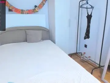 Liloneforyou  live sex cam