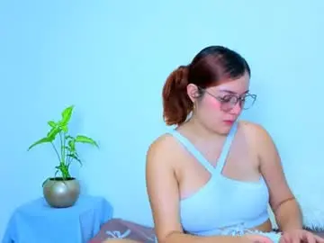 Lyracarter  live sex cam