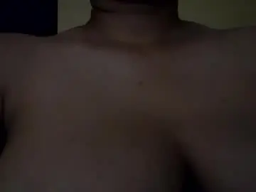 Naylasucklyn  live sex cam