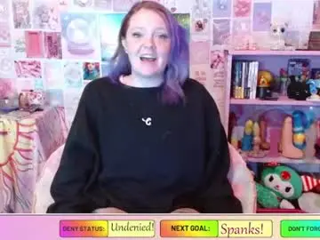 Nerdgibbler  live sex cam