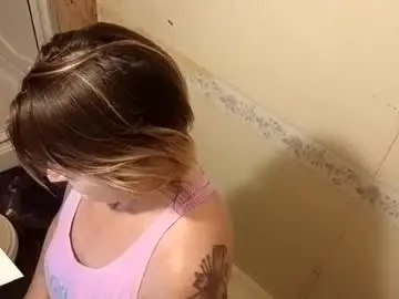 Susanmariehoward1  live sex cam