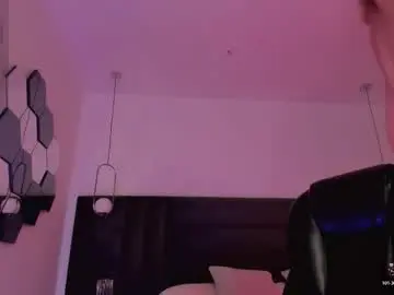 Violetthansson  live sex cam