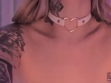 Violetthansson  live sex cam