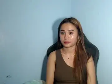 Yourbaby615975  live sex cam