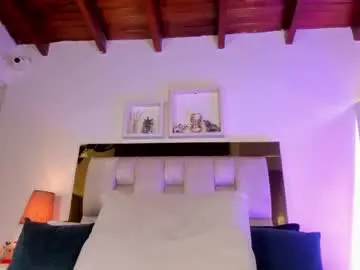 _emily_r  live sex cam