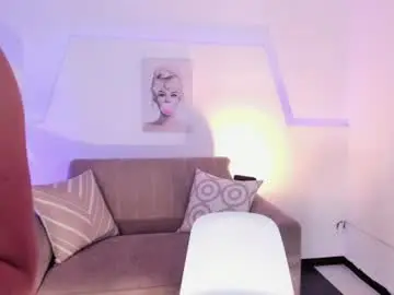 Ari_es  live sex cam