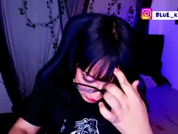 Blue_katt  live sex cam