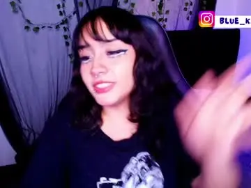 Blue_katt  live sex cam