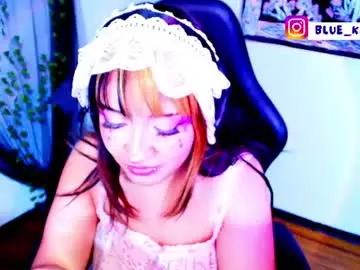 Blue_katt  live sex cam
