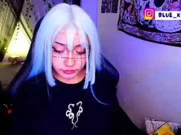 Blue_katt  live sex cam
