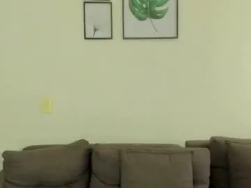 Emi_royse  live sex cam