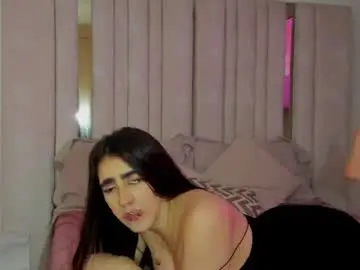 Emi_royse  live sex cam