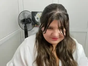 Haileyblaze  live sex cam
