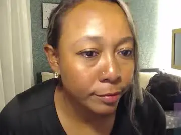 Karlla_mirr  live sex cam