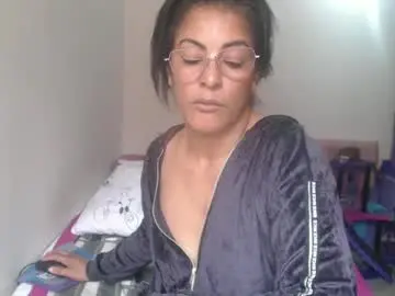 Kattleyagray  live sex cam