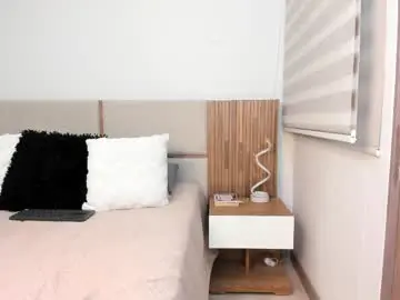 Malejadiaz_  live sex cam