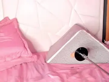 Miatorres4  live sex cam