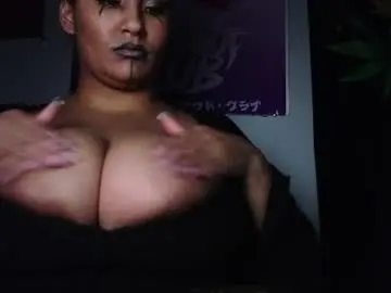 Mommybubbles  live sex cam