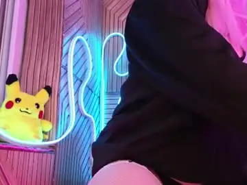 Pika_pikaa  live sex cam