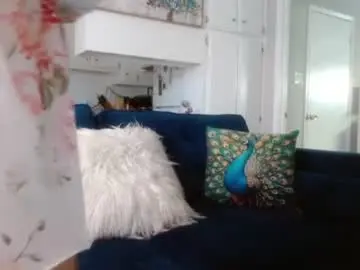 Queenamber22  live sex cam