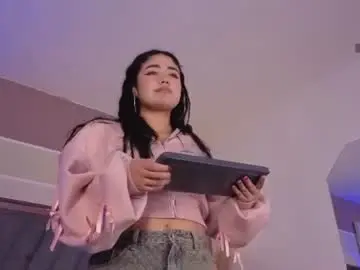 Sweetiepie_3  live sex cam