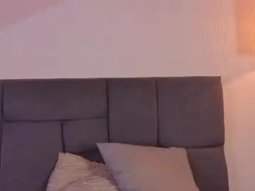 Sweetiepie_3  live sex cam