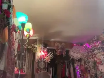 Tinydivine  live sex cam
