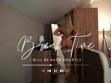 Vikkilustfull  live sex cam