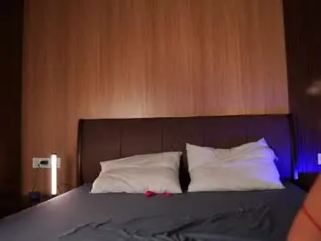 Vikkilustfull  live sex cam