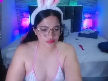 Alison_girl22  live sex cam