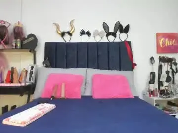 Emmily_giraldo  live sex cam