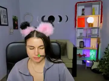 Emori_maxon  live sex cam