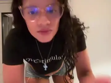 Gravefl0werr  live sex cam