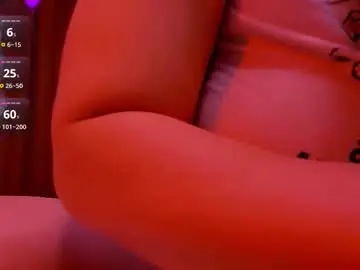 Hinajeen  live sex cam