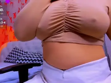 Hinajeen  live sex cam