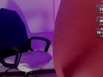 Mia_rouxx1  live sex cam
