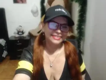 Rebekkamaturee  live sex cam