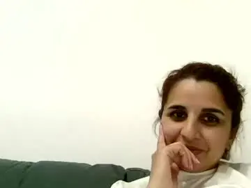 Bellaturca  live sex cam