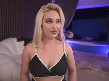 Bia_kristal  live sex cam