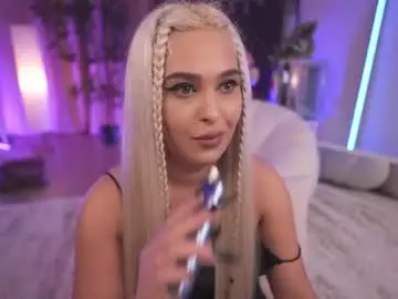 Bia_kristal  live sex cam