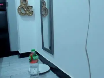 Criistal_castro  live sex cam