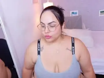 Curvy_sexyvalen  live sex cam