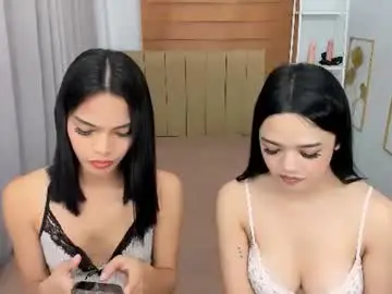 Gorgeoustrisha_4u  live sex cam