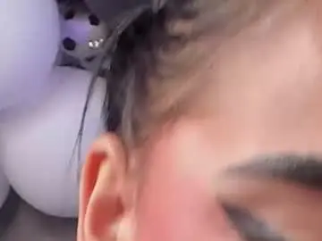 Ibethmoon  live sex cam