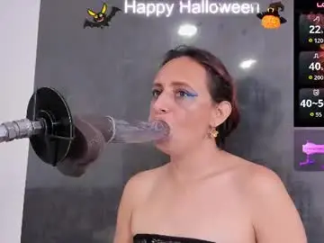 Issys_milf  live sex cam