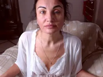 Karina8571  live sex cam