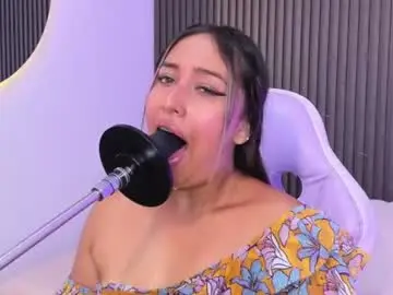 Karola_cute_  live sex cam