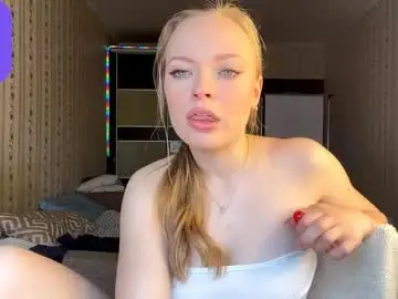 Lanniecastellow  live sex cam