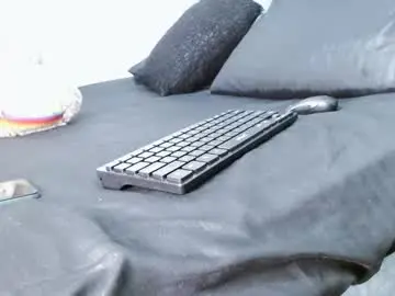 Lou_anna02  live sex cam